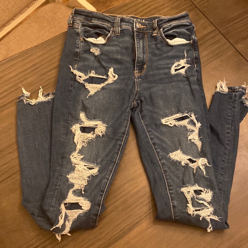 American eagle ripped jeans